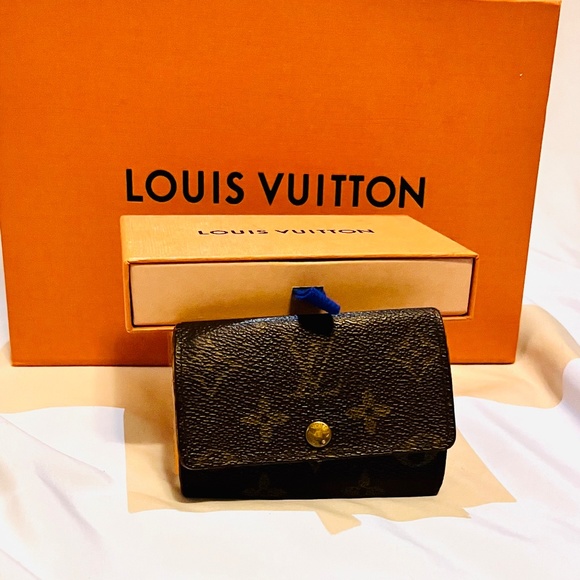 🌺Authentic Louis Vuitton Monogram 6 Key Holder - Picture 1 of 16